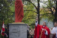 Odsłonięcie posągu św. Floriana na plantach przy kościele św. Antoniego.