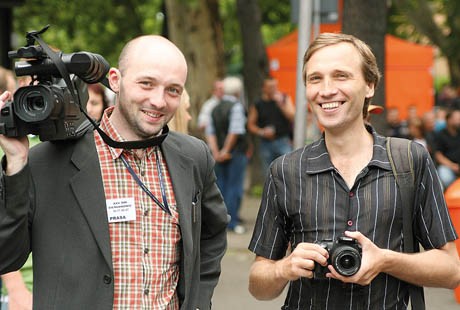 A wszystko zaczęło się od serii dokumentalnych filmów historycznych z cyklu "Siemianowiccy Dowódcy"