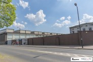 Mur ogrodzeniowy fabryki ROSOMAK SA