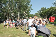 Dzień Dziecka na Rzęsie przy al. Spacerowej, jak co roku, przyciąga tłumy dzieciaków.