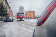 Pokaz siemianowickich strażaków przyciągnął pierwszych sześćdziesięciu wolontariuszy, uczniów…
