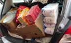 Caritas przekazuje zebrane produkty uchodźcom