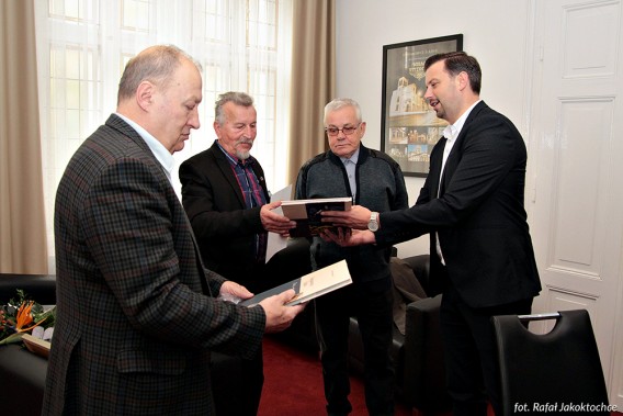 70. lecie istnienia siemianowickiego oddziału Polskiego Związku Hodowców Gołębi Pocztowych.