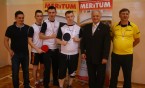 "Ping-pongowy" dublet "Meritum"