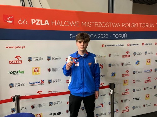 Wiktor Cygan z medalem