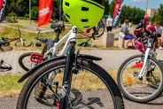 Rower i sprzęt ochronny (kask)
