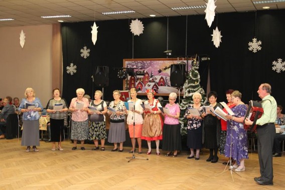 Dzień Babci i Dziadka w Klubie Seniora