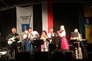 wspólny występ wszystkich artystów