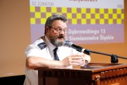 Najstarszy stażem siemianowicki strażnik miejski - Marek Kozubski.