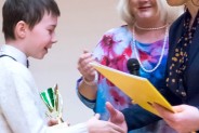 Wręczanie nagród laureatom (3)