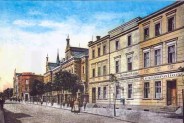 Restauracja przy ul. Wandy 12 (obecnie Powstańców), w głębi budynek administracji Fitznerowskiej…