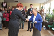 Słoneczniki w mozaice wykonane przez p. Mariusza Zawadzkiego zdobią ścianę wejściową w Szpitalu…