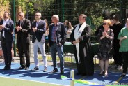 Goście przybyli na uroczyste otwarcie boiska