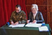 uroczystość podpisania umowy