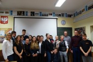 Młodzież ZSTiO Meritum z okazji udziału w ogólnopolskim programie „Szkoła - Ambasador Parlamentu…