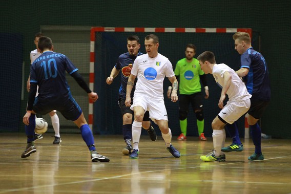 fUTSAL cLUB 2016 sIEMIANOWICE śLĄSKIE - wlks kMICIC cZĘSTOCHOWA