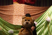 "Wielka misiowa wyprawa na księżyc" w wykonaniu Teatru MER z Łodzi