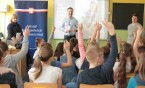"Mój smartfon, mój mały świat - klikam z głową"