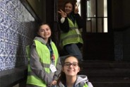Wolontariuszki podczas odprawy przed XII Silesia Marathonem