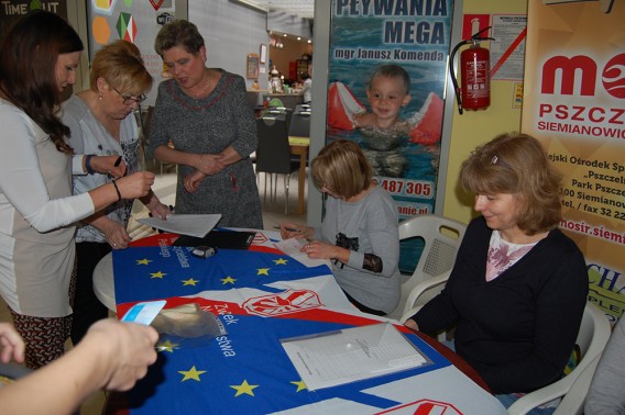 XIV Mistrzostwa Pracowników Oświaty w Pływaniu
