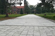 Prace wykończeniowe na michałkowickich Plantach.