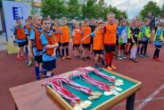 Ceremonia wręczenia medali uczestnikom turnieju