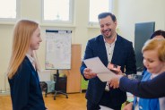 Nagrodzeni przez prezydenta miasta uczniowie siemianowickich szkół.