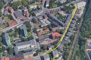 Mapa z serwisu GoogleEarth, na której zaznaczony jest przebieg ul. Dąbrowskiego