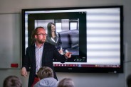 Wykład Łukasza Lamży na temat najnowszych technologii, testów i badań robotów humanoidalnych