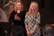 Na zdjęciu (po prawej) Dorota Micior-Gajewska odbiera statuetkę Hugo i Laura
