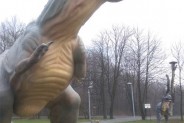 Uszkodzony dinozaur