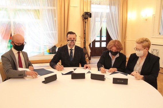 Dr Janusz Michałek, Prezes Zarządu, Rafał Piech, Prezydent Miasta Siemianowice Śląskie, Jadwiga…