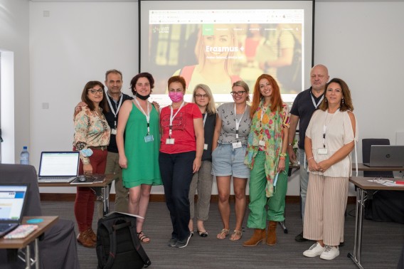 Grupa uczestników seminarium