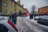 Pokaz siemianowickich strażaków przyciągnął pierwszych sześćdziesięciu wolontariuszy, uczniów…