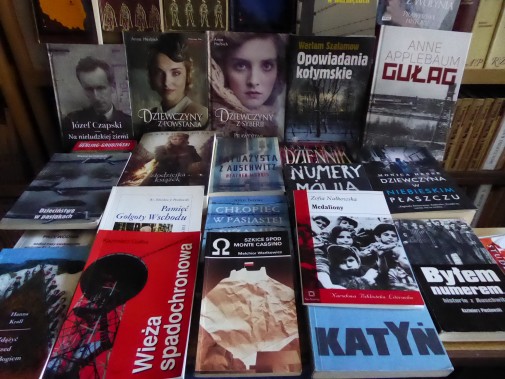 Książki znajdujące się na wystawie
