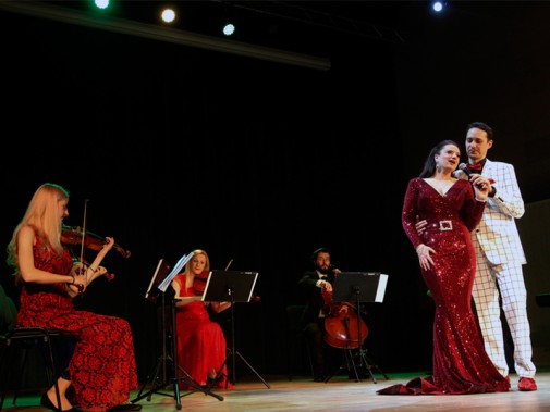 Koncert noworoczny, soliści na scenie