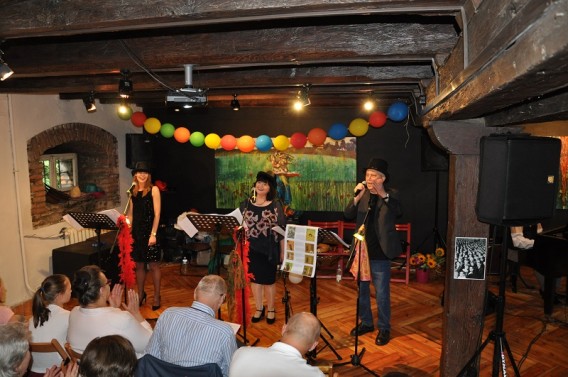 Wieczór z muzyką i humorem