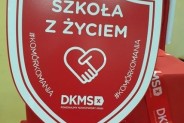 Tarcza szkoły z życiem