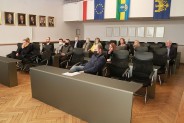 Siemianowiccy radni obecni w Dużej Sali siemianowickiego magistratu.