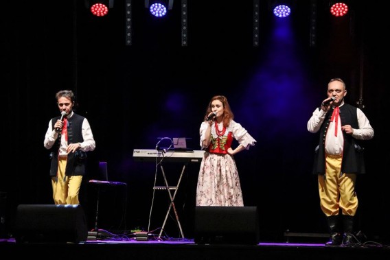 Trio Piotra Szefera