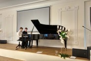 Na zdjęciu duet fortepianowy Piotr Sitko i Tadeusz Szymczak podczas występu w SCK Zameczek
