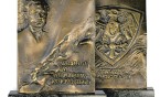 Wybitne postacie ze statuetkami Wojciecha Korfantego