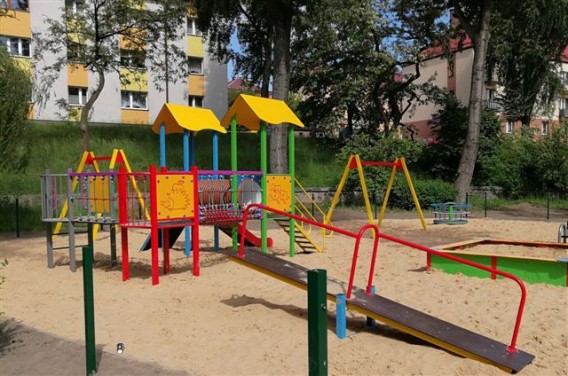plac zabaw - ulica Akacjowa
