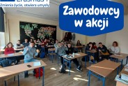 Uczestnicy projektu „Zawodowcy w akcji” w trakcie przygotowań do stażu zawodowego.