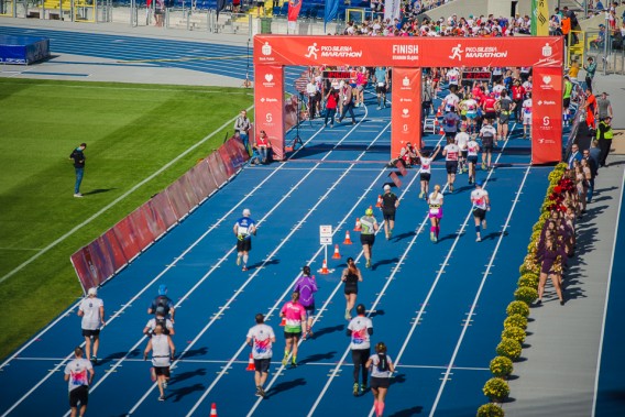 Meta Silesia Marathonu na Stadionie Śląskim
