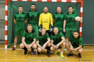 Drużyna Rosomak stojąca w bramce podczas XXIX barbórkowego Turnieju Piłki Nożnej