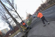 Stare, betonowe, wysłużone słupy zostaną zastąpione nowoczesnymi i bezpiecznymi.