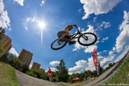 Pokazy efektownej jazdy na pumptracku.
