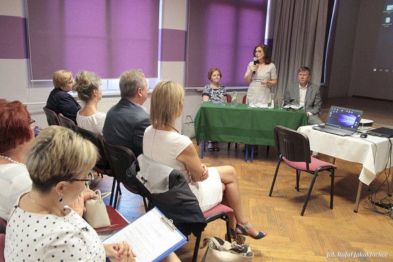 Konferencja dotycząca kształcenia zawodowego w szkołach.