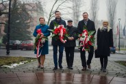 Przedstawiciele władz miasta złożyli kwiaty na Grobie Nieznanego Żołnierza